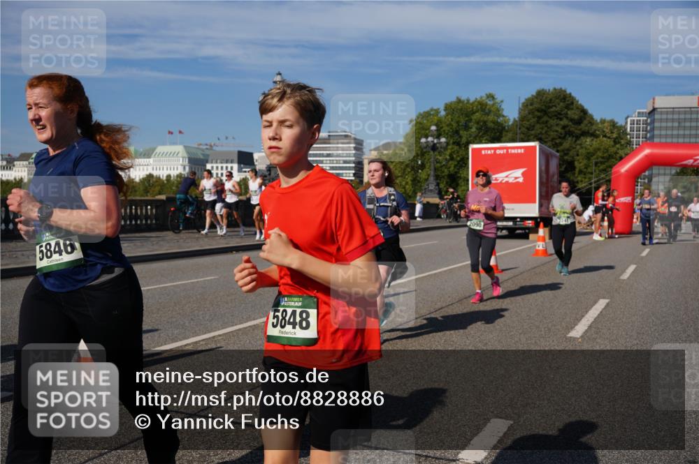 07.09.2025 - BARMER Alsterlauf Yannick Fuchs http://msf.ph/oto/8828886 07.09.2025 10:16:49 Laufen 5846, 5848, 2090 meine-sportfotos.de