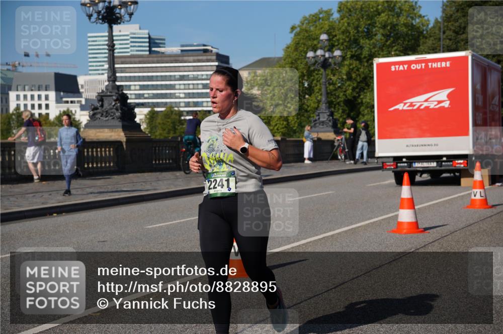07.09.2025 - BARMER Alsterlauf Yannick Fuchs http://msf.ph/oto/8828895 07.09.2025 10:16:52 Laufen 2241 meine-sportfotos.de