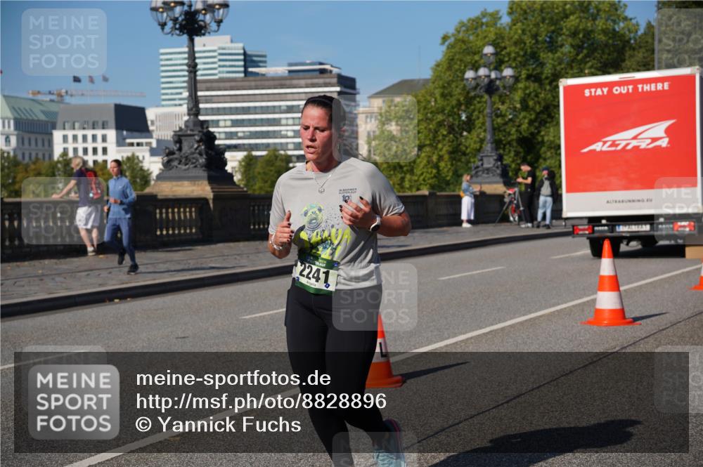 07.09.2025 - BARMER Alsterlauf Yannick Fuchs http://msf.ph/oto/8828896 07.09.2025 10:16:52 Laufen 2241, 34, 18 meine-sportfotos.de