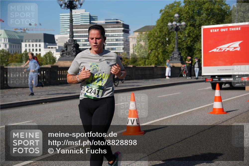 07.09.2025 - BARMER Alsterlauf Yannick Fuchs http://msf.ph/oto/8828898 07.09.2025 10:16:52 Laufen 2241 meine-sportfotos.de