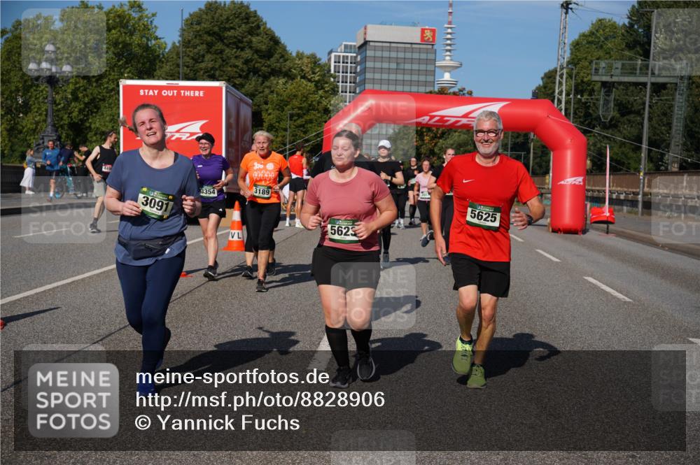 07.09.2025 - BARMER Alsterlauf Yannick Fuchs http://msf.ph/oto/8828906 07.09.2025 10:16:57 Laufen 3091, 3354, 3189, 5623, 5625 meine-sportfotos.de