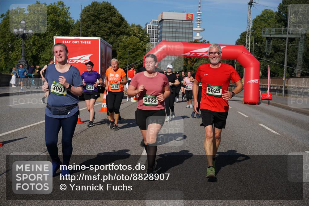 07.09.2025 - BARMER Alsterlauf Yannick Fuchs http://msf.ph/oto/8828907 07.09.2025 10:16:57 Laufen 3091, 3354, 3189, 5623, 5625 meine-sportfotos.de
