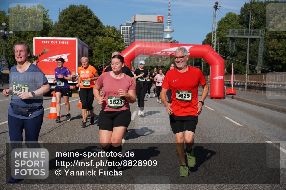 07.09.2025 - BARMER Alsterlauf Yannick Fuchs http://msf.ph/oto/8828909 07.09.2025 10:16:57 Laufen 3091, 3354, 3189, 5623, 5625 meine-sportfotos.de