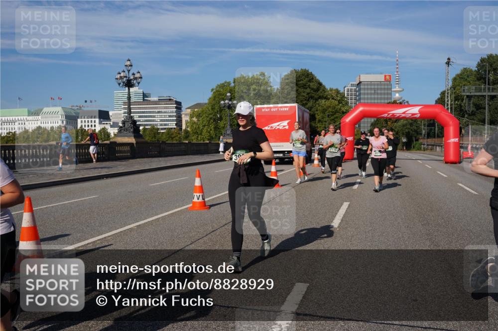 07.09.2025 - BARMER Alsterlauf Yannick Fuchs http://msf.ph/oto/8828929 07.09.2025 10:17:01 Laufen 30, 2115, 5780 meine-sportfotos.de