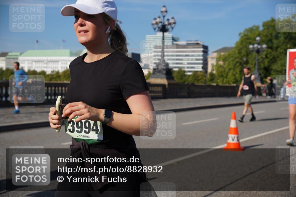 07.09.2025 - BARMER Alsterlauf Yannick Fuchs http://msf.ph/oto/8828932 07.09.2025 10:17:03 Laufen 3994 meine-sportfotos.de