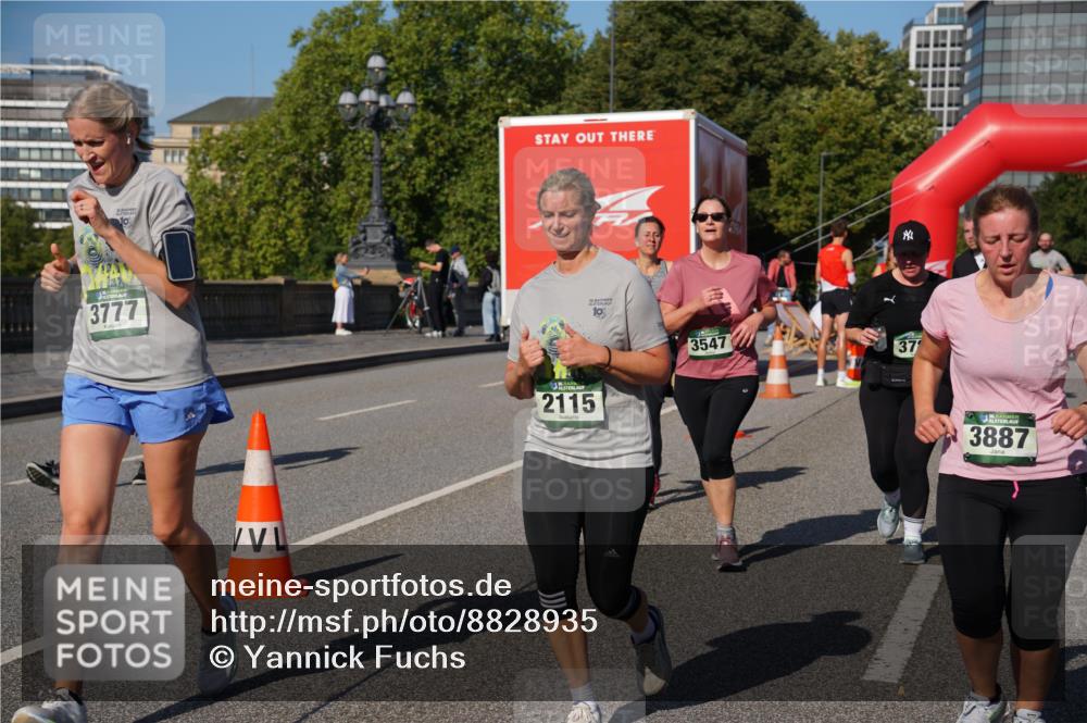 07.09.2025 - BARMER Alsterlauf Yannick Fuchs http://msf.ph/oto/8828935 07.09.2025 10:17:04 Laufen 10, 3777, 2115, 10, 3547, 37, 3887 meine-sportfotos.de