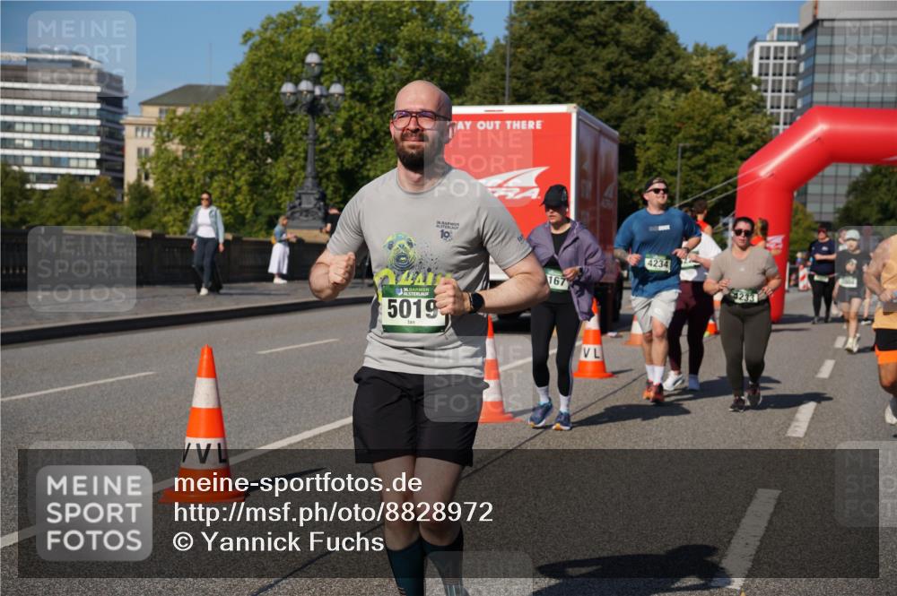 07.09.2025 - BARMER Alsterlauf Yannick Fuchs http://msf.ph/oto/8828972 07.09.2025 10:17:16 Laufen 5019, 167, 4234 meine-sportfotos.de