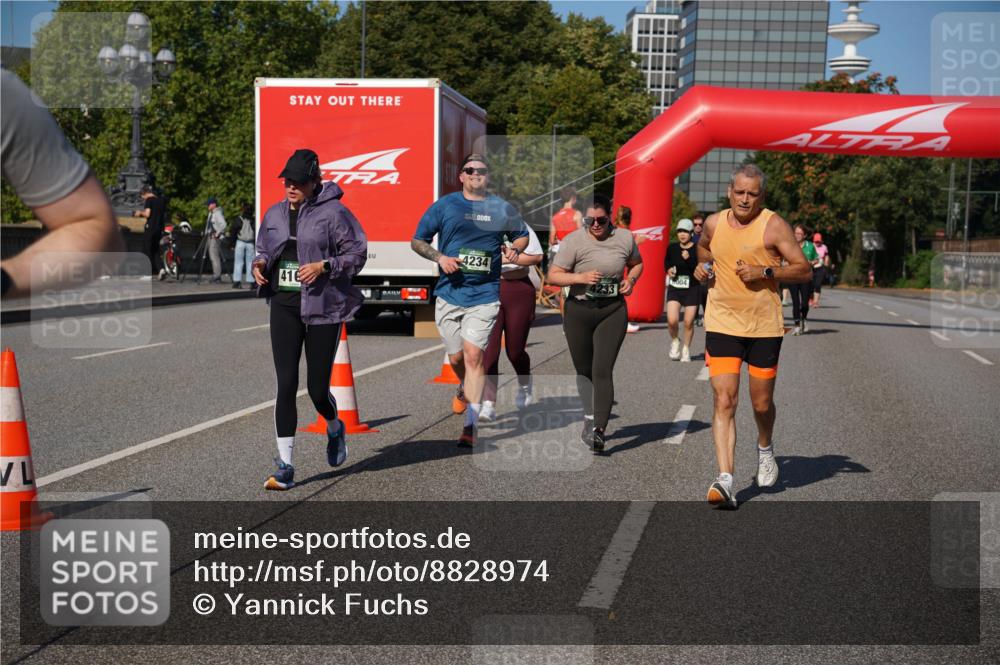 07.09.2025 - BARMER Alsterlauf Yannick Fuchs http://msf.ph/oto/8828974 07.09.2025 10:17:17 Laufen 416, 4234 meine-sportfotos.de