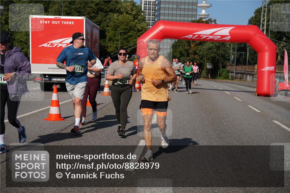 07.09.2025 - BARMER Alsterlauf Yannick Fuchs http://msf.ph/oto/8828979 07.09.2025 10:17:17 Laufen 234, 16 meine-sportfotos.de