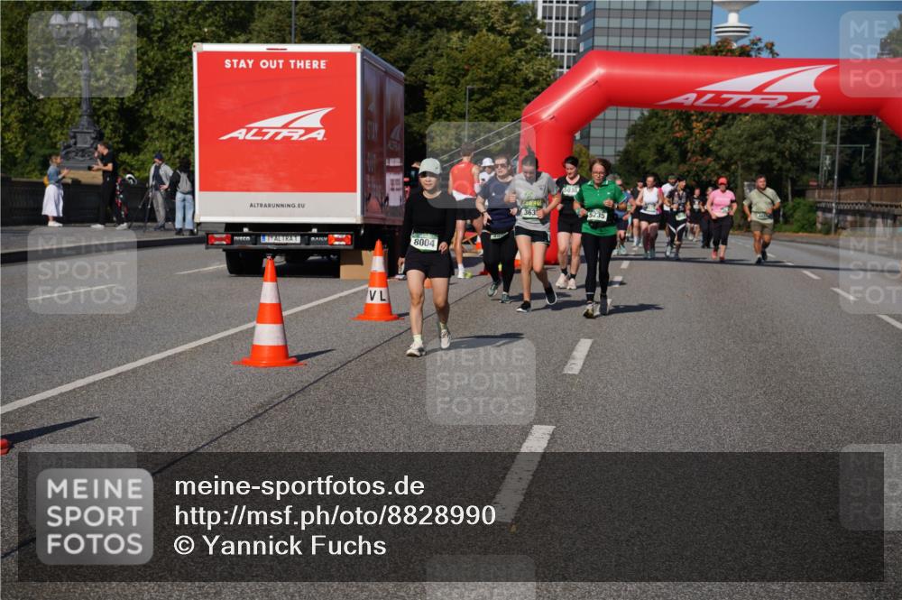 07.09.2025 - BARMER Alsterlauf Yannick Fuchs http://msf.ph/oto/8828990 07.09.2025 10:17:21 Laufen 8004, 363, 5235 meine-sportfotos.de