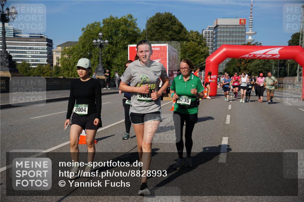 07.09.2025 - BARMER Alsterlauf Yannick Fuchs http://msf.ph/oto/8828993 07.09.2025 10:17:27 Laufen 8004, 363, 5235, 4437 meine-sportfotos.de