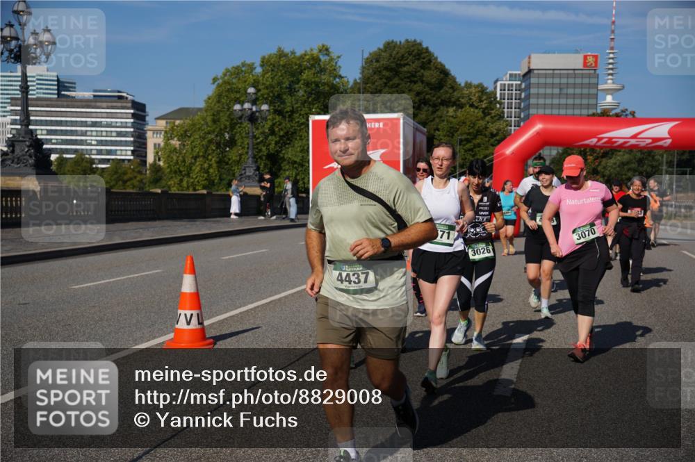 07.09.2025 - BARMER Alsterlauf Yannick Fuchs http://msf.ph/oto/8829008 07.09.2025 10:17:35 Laufen 4437, 3026, 3070 meine-sportfotos.de