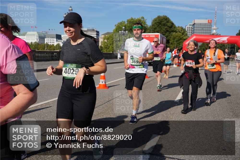 07.09.2025 - BARMER Alsterlauf Yannick Fuchs http://msf.ph/oto/8829020 07.09.2025 10:17:39 Laufen 4029, 2182, 3695, 3183, 5959 meine-sportfotos.de