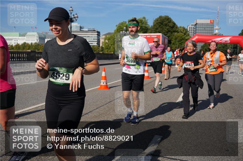 07.09.2025 - BARMER Alsterlauf Yannick Fuchs http://msf.ph/oto/8829021 07.09.2025 10:17:39 Laufen 36, 4029, 2182, 3699, 3183, 5959 meine-sportfotos.de