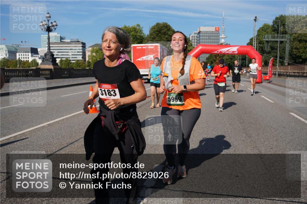 07.09.2025 - BARMER Alsterlauf Yannick Fuchs http://msf.ph/oto/8829026 07.09.2025 10:17:41 Laufen 36, 3183, 4641, 5959 meine-sportfotos.de