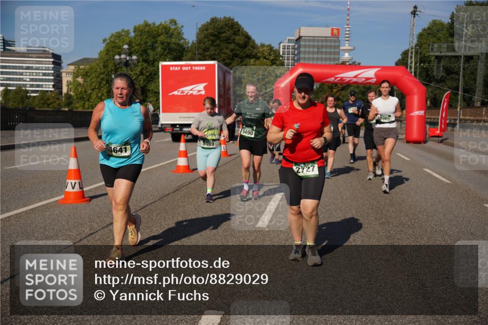 07.09.2025 - BARMER Alsterlauf Yannick Fuchs http://msf.ph/oto/8829029 07.09.2025 10:17:42 Laufen 4641, 5489, 5490, 2727, 965 meine-sportfotos.de