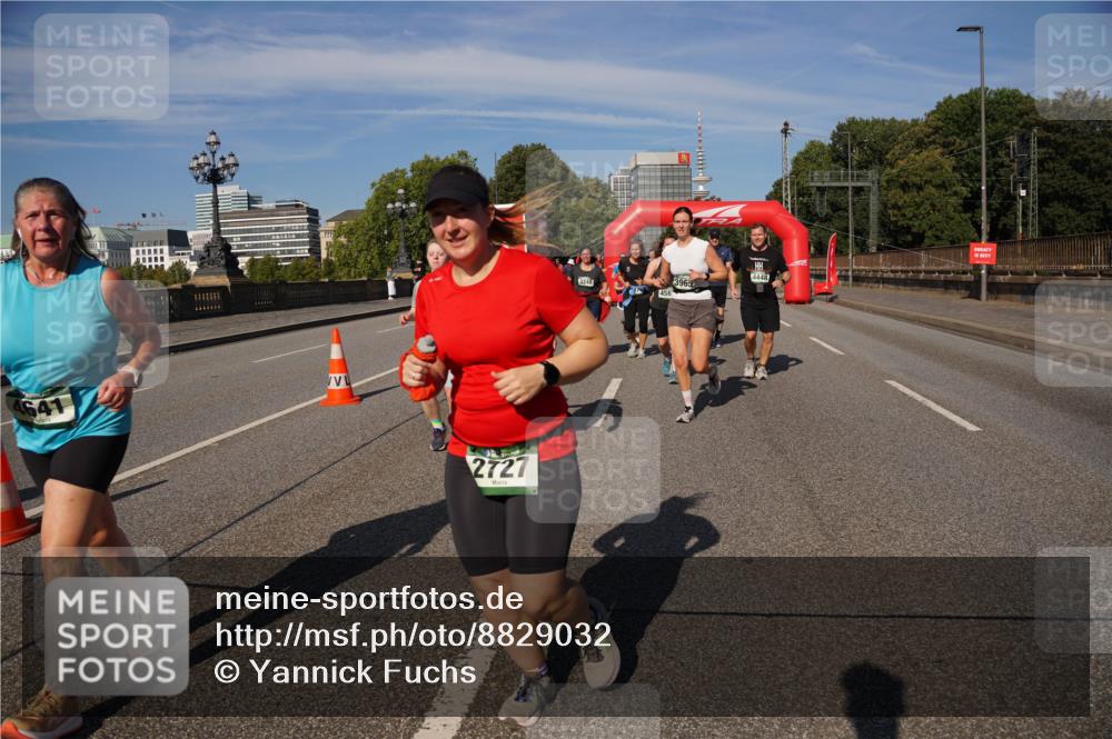 07.09.2025 - BARMER Alsterlauf Yannick Fuchs http://msf.ph/oto/8829032 07.09.2025 10:17:44 Laufen 641, 2727, 4448, 3248, 3965 meine-sportfotos.de