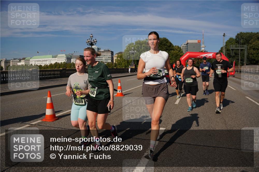 07.09.2025 - BARMER Alsterlauf Yannick Fuchs http://msf.ph/oto/8829039 07.09.2025 10:17:46 Laufen 6666666, 6, 4, 6, 4, 6, 4, 6, 1, 5489, 90, 24, 4563, 4475, 444 meine-sportfotos.de