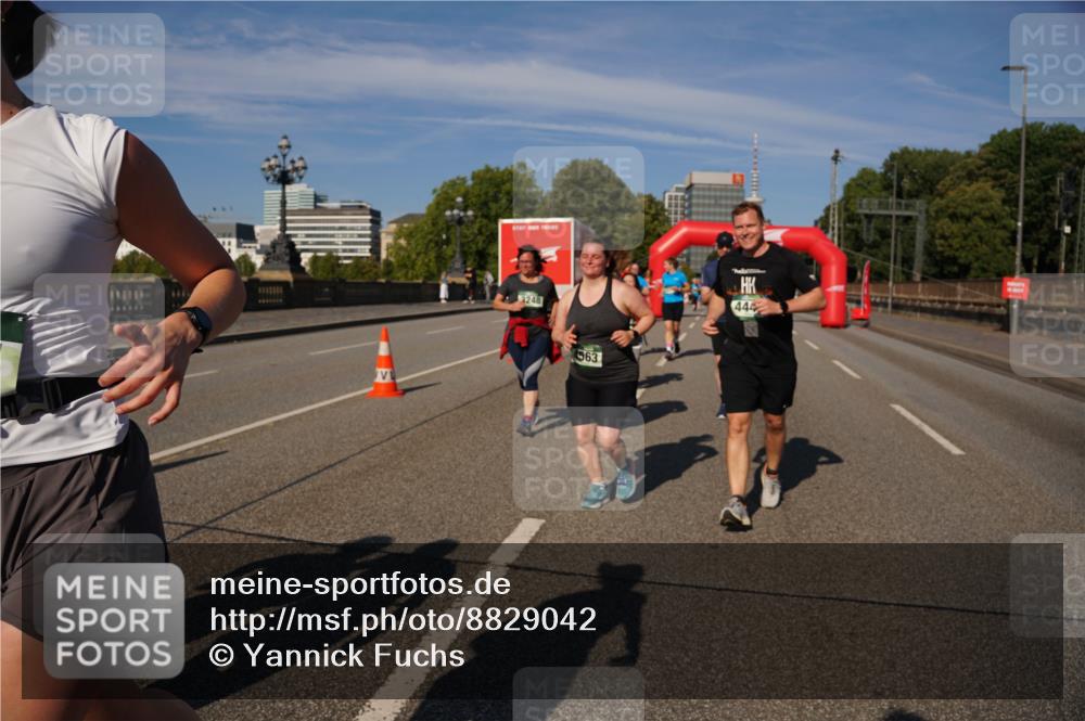 07.09.2025 - BARMER Alsterlauf Yannick Fuchs http://msf.ph/oto/8829042 07.09.2025 10:17:46 Laufen 1248, 563, 444 meine-sportfotos.de