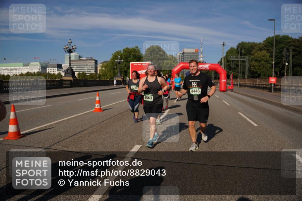 07.09.2025 - BARMER Alsterlauf Yannick Fuchs http://msf.ph/oto/8829043 07.09.2025 10:17:47 Laufen 3248, 4563, 4448 meine-sportfotos.de