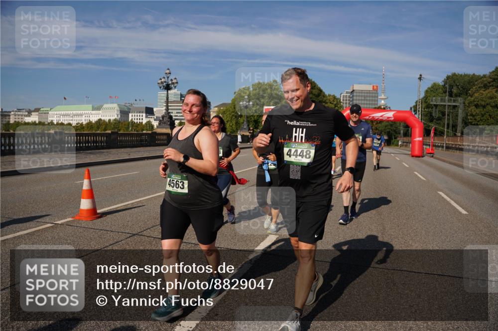 07.09.2025 - BARMER Alsterlauf Yannick Fuchs http://msf.ph/oto/8829047 07.09.2025 10:17:48 Laufen 4563, 4448 meine-sportfotos.de