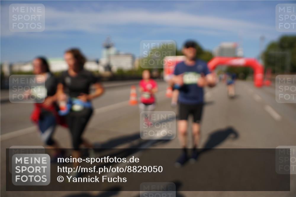 07.09.2025 - BARMER Alsterlauf Yannick Fuchs http://msf.ph/oto/8829050 07.09.2025 10:17:49 Laufen  meine-sportfotos.de