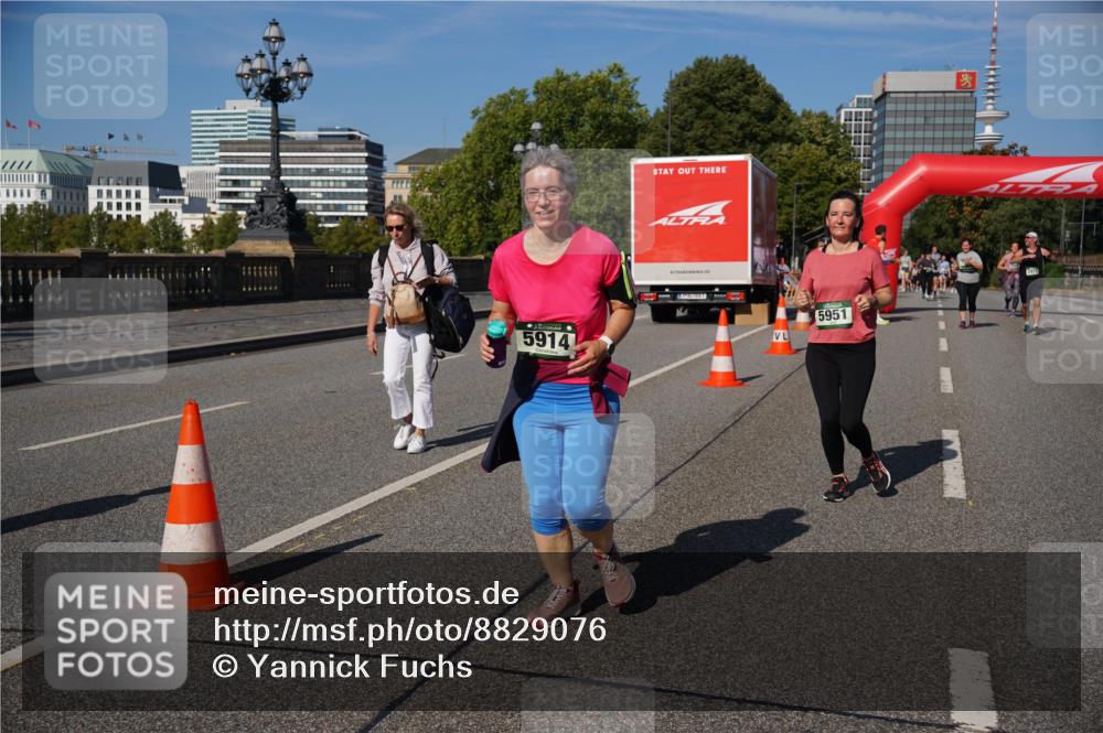 07.09.2025 - BARMER Alsterlauf Yannick Fuchs http://msf.ph/oto/8829076 07.09.2025 10:18:05 Laufen 5914, 5951 meine-sportfotos.de