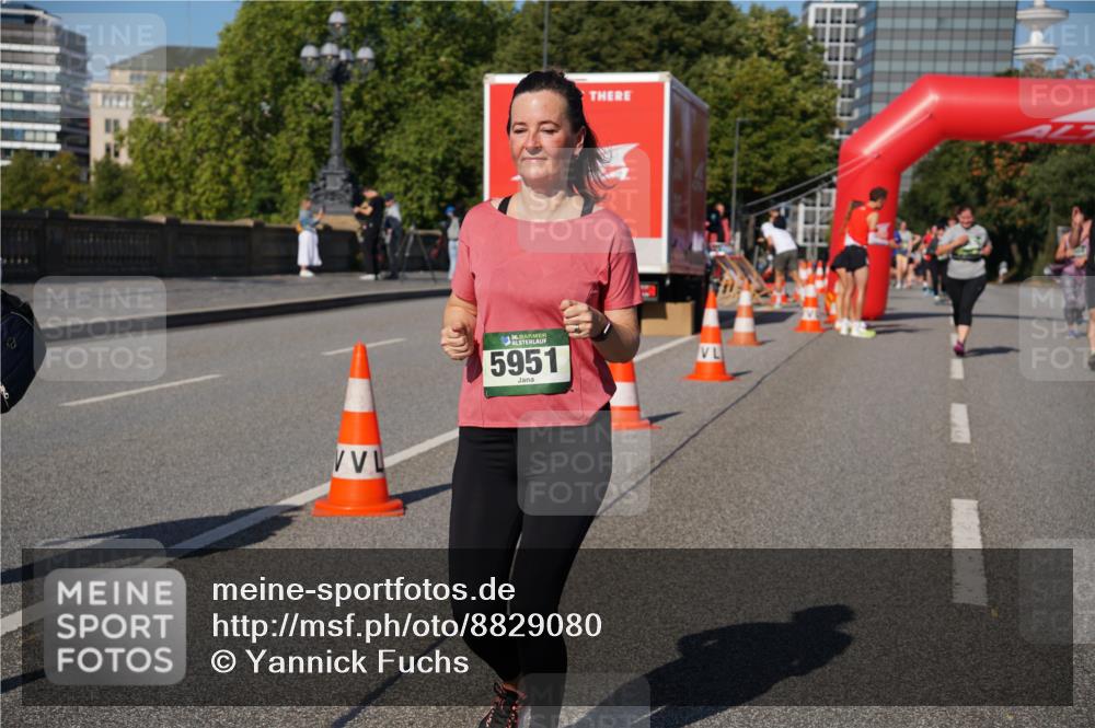 07.09.2025 - BARMER Alsterlauf Yannick Fuchs http://msf.ph/oto/8829080 07.09.2025 10:18:06 Laufen 36, 5951 meine-sportfotos.de