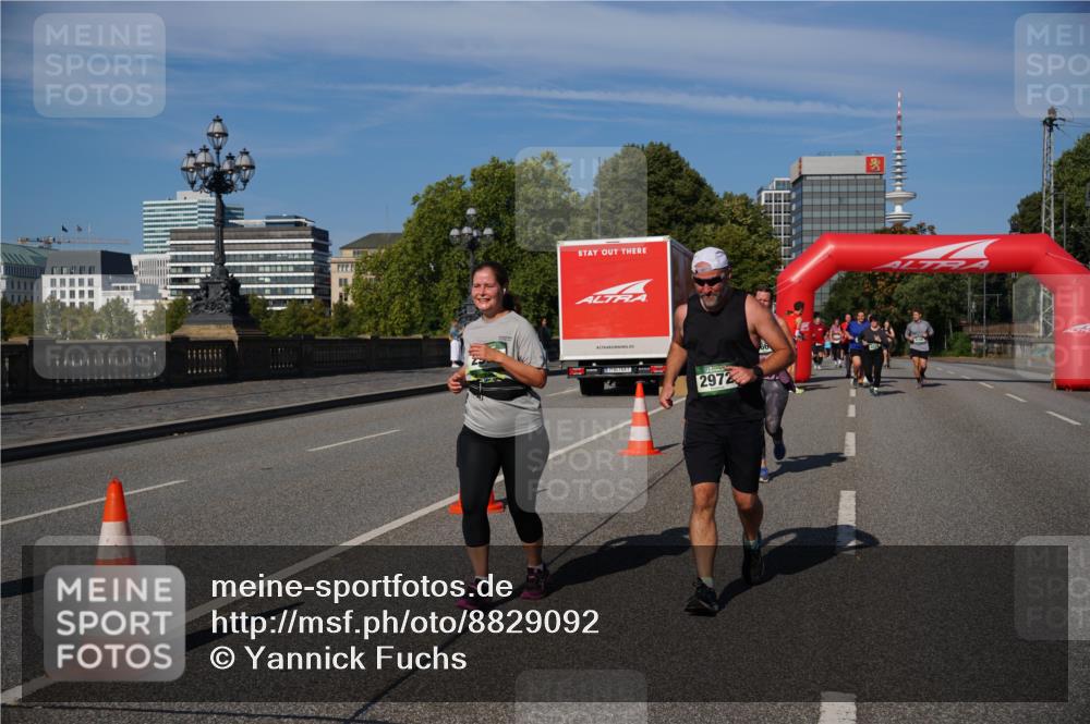 07.09.2025 - BARMER Alsterlauf Yannick Fuchs http://msf.ph/oto/8829092 07.09.2025 10:18:12 Laufen 2972 meine-sportfotos.de