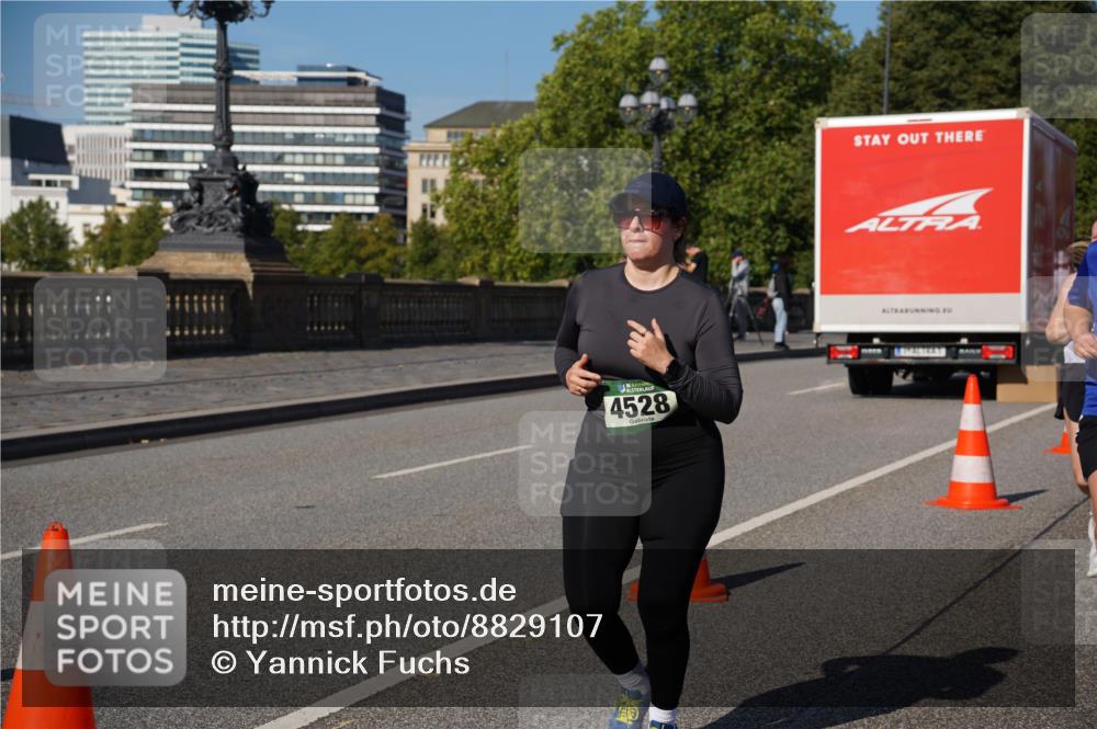 07.09.2025 - BARMER Alsterlauf Yannick Fuchs http://msf.ph/oto/8829107 07.09.2025 10:18:21 Laufen 4528 meine-sportfotos.de