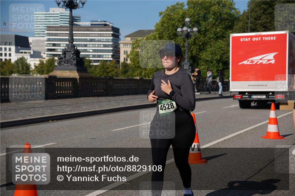 07.09.2025 - BARMER Alsterlauf Yannick Fuchs http://msf.ph/oto/8829108 07.09.2025 10:18:21 Laufen 4528 meine-sportfotos.de