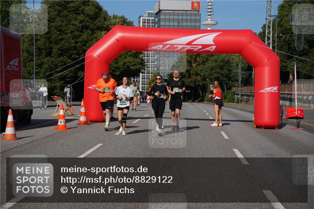 07.09.2025 - BARMER Alsterlauf Yannick Fuchs http://msf.ph/oto/8829122 07.09.2025 10:20:56 Laufen 2342, 6056, 8219 meine-sportfotos.de