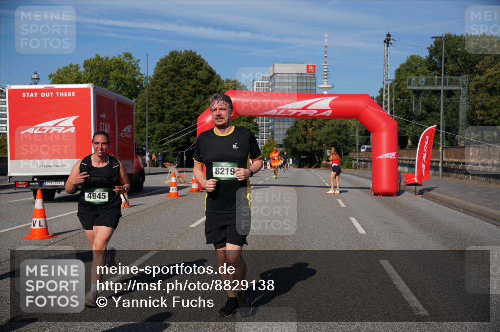 07.09.2025 - BARMER Alsterlauf Yannick Fuchs http://msf.ph/oto/8829138 07.09.2025 10:21:02 Laufen 4945, 8219 meine-sportfotos.de