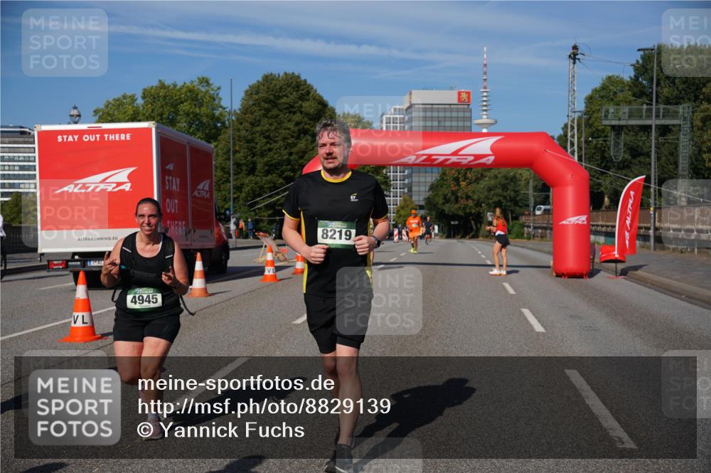 07.09.2025 - BARMER Alsterlauf Yannick Fuchs http://msf.ph/oto/8829139 07.09.2025 10:21:02 Laufen 4945, 8219 meine-sportfotos.de