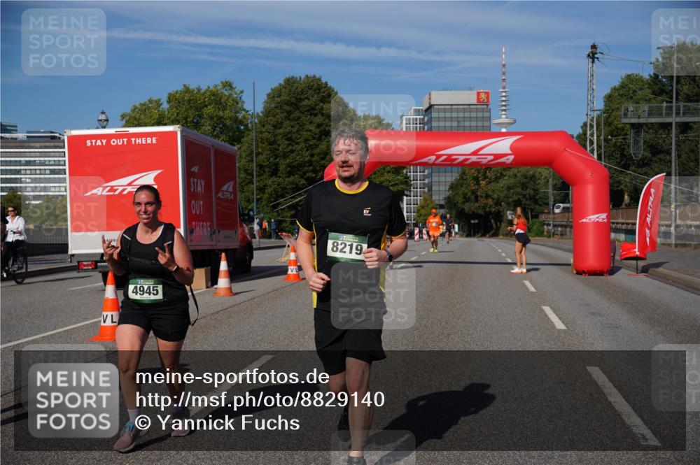 07.09.2025 - BARMER Alsterlauf Yannick Fuchs http://msf.ph/oto/8829140 07.09.2025 10:21:02 Laufen 4945, 8219 meine-sportfotos.de