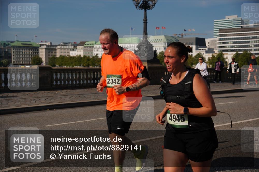 07.09.2025 - BARMER Alsterlauf Yannick Fuchs http://msf.ph/oto/8829141 07.09.2025 10:21:03 Laufen 2342, 4945 meine-sportfotos.de
