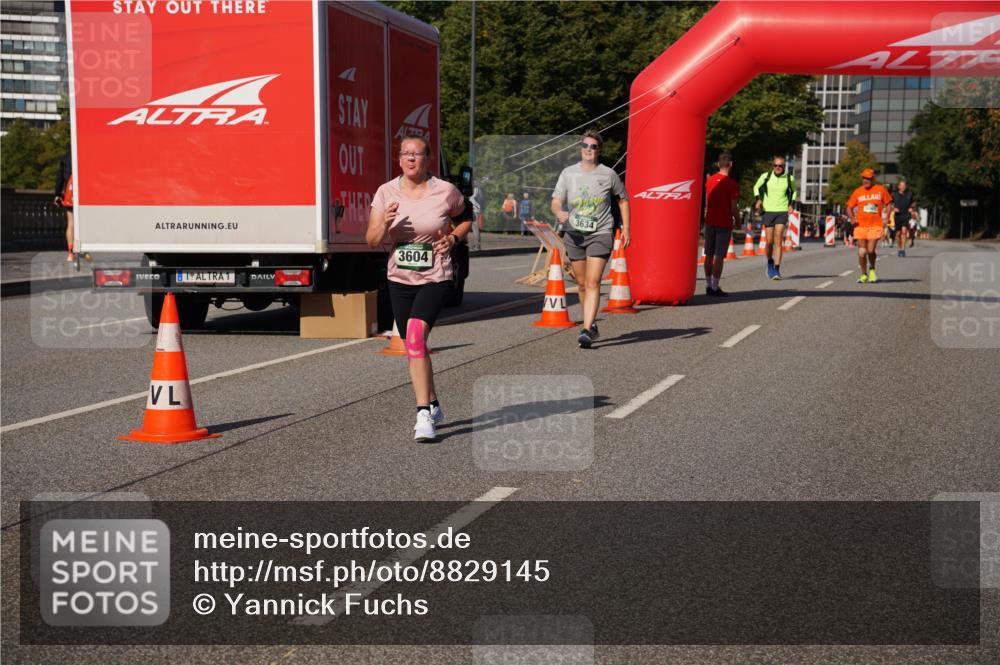 07.09.2025 - BARMER Alsterlauf Yannick Fuchs http://msf.ph/oto/8829145 07.09.2025 10:21:05 Laufen 1, 3604, 3634 meine-sportfotos.de