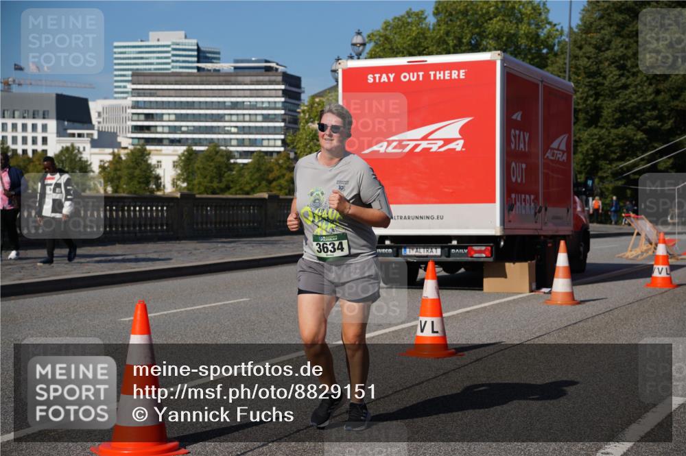 07.09.2025 - BARMER Alsterlauf Yannick Fuchs http://msf.ph/oto/8829151 07.09.2025 10:21:10 Laufen 10, 3634, 1 meine-sportfotos.de