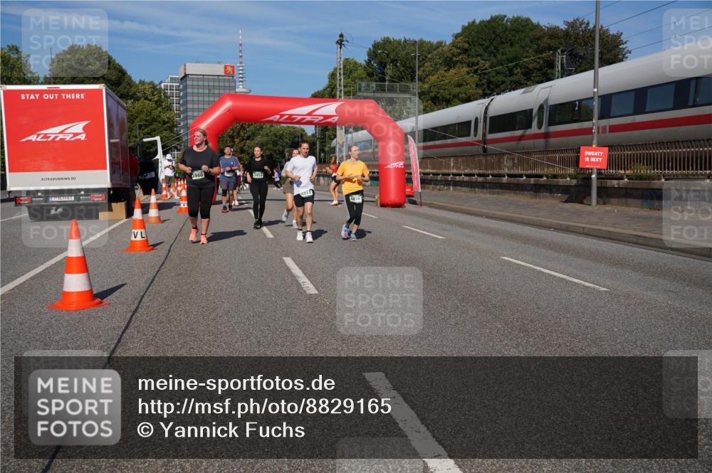 07.09.2025 - BARMER Alsterlauf Yannick Fuchs http://msf.ph/oto/8829165 07.09.2025 10:21:36 Laufen 3980, 3953, 4811, 4816 meine-sportfotos.de
