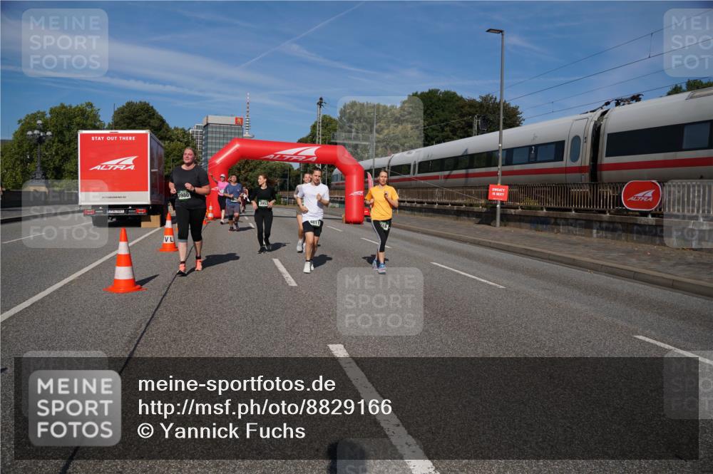07.09.2025 - BARMER Alsterlauf Yannick Fuchs http://msf.ph/oto/8829166 07.09.2025 10:21:38 Laufen 3980, 4811, 16 meine-sportfotos.de