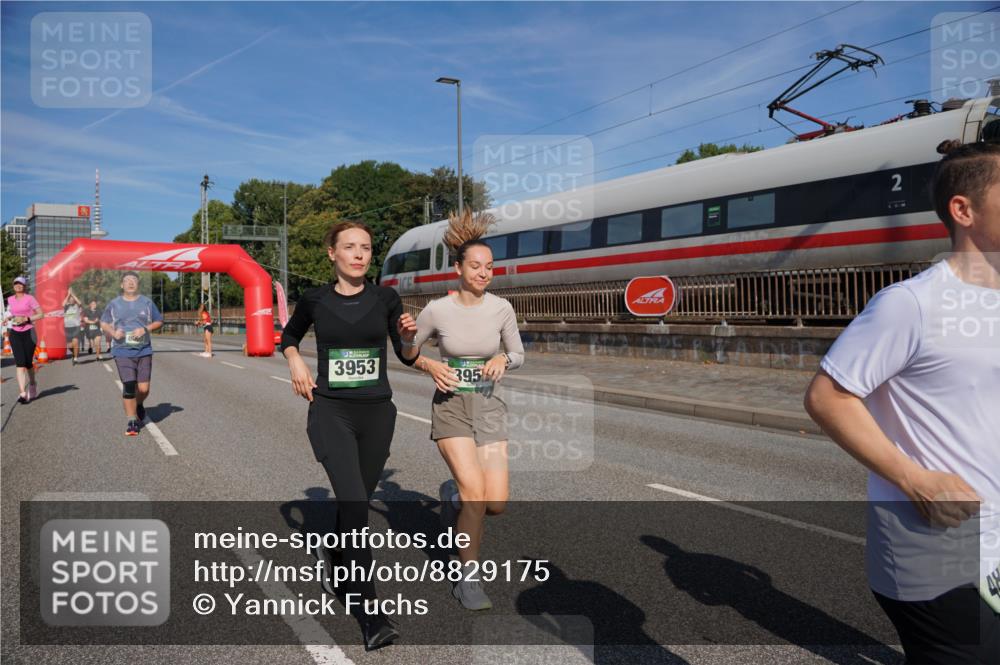 07.09.2025 - BARMER Alsterlauf Yannick Fuchs http://msf.ph/oto/8829175 07.09.2025 10:21:41 Laufen 3953, 395, 2, 48 meine-sportfotos.de