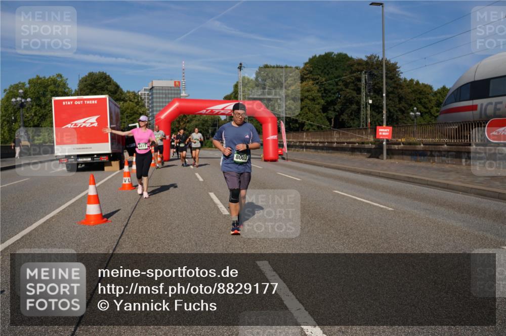 07.09.2025 - BARMER Alsterlauf Yannick Fuchs http://msf.ph/oto/8829177 07.09.2025 10:21:42 Laufen 4417, 8003 meine-sportfotos.de