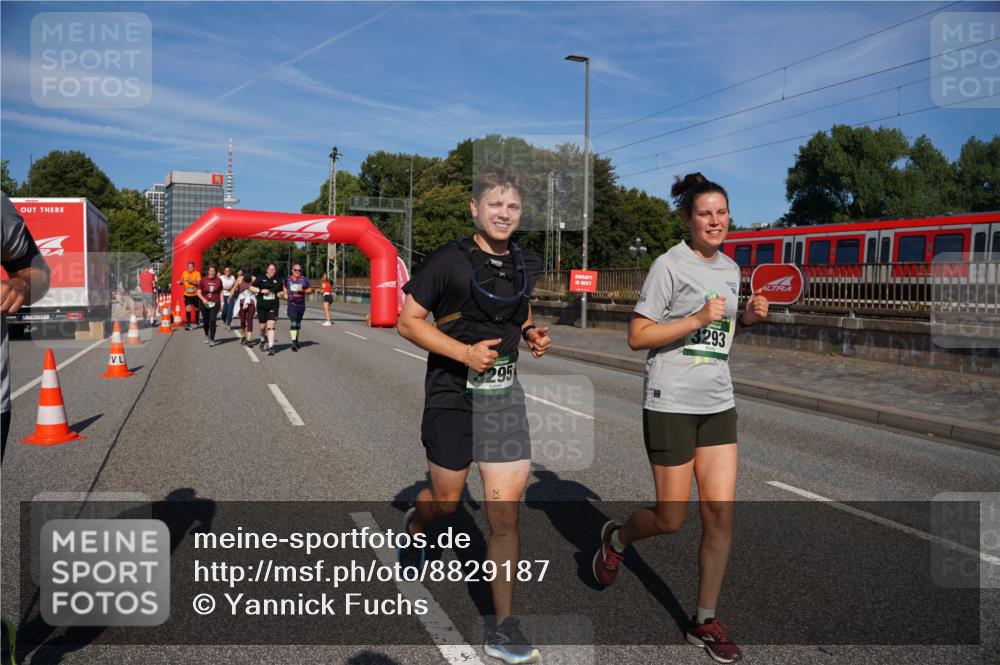 07.09.2025 - BARMER Alsterlauf Yannick Fuchs http://msf.ph/oto/8829187 07.09.2025 10:21:49 Laufen 295, 3293 meine-sportfotos.de