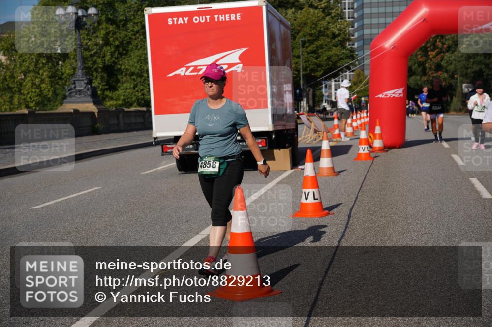 07.09.2025 - BARMER Alsterlauf Yannick Fuchs http://msf.ph/oto/8829213 07.09.2025 10:22:00 Laufen 4858, 64324 meine-sportfotos.de