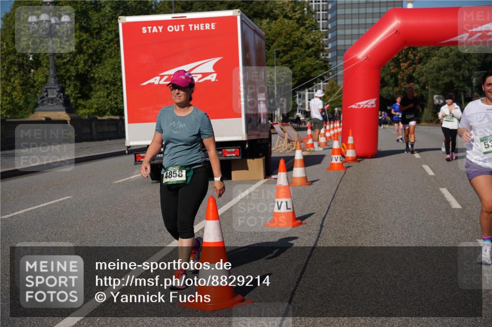 07.09.2025 - BARMER Alsterlauf Yannick Fuchs http://msf.ph/oto/8829214 07.09.2025 10:22:00 Laufen 4858, 3327, 53 meine-sportfotos.de