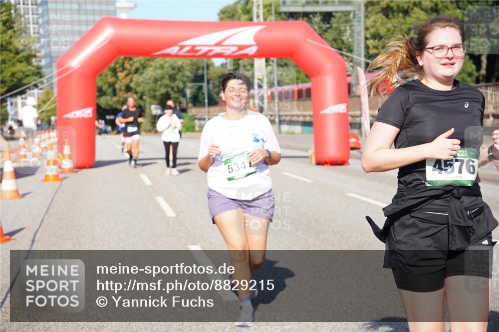 07.09.2025 - BARMER Alsterlauf Yannick Fuchs http://msf.ph/oto/8829215 07.09.2025 10:22:01 Laufen 534, 4576 meine-sportfotos.de