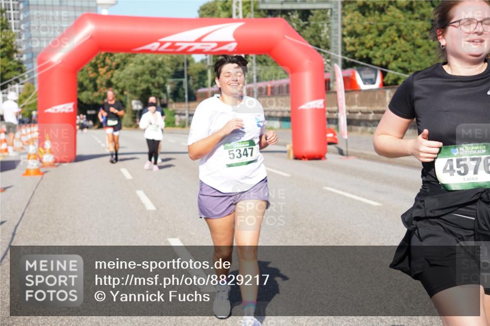 07.09.2025 - BARMER Alsterlauf Yannick Fuchs http://msf.ph/oto/8829217 07.09.2025 10:22:01 Laufen 5347, 36, 4576 meine-sportfotos.de