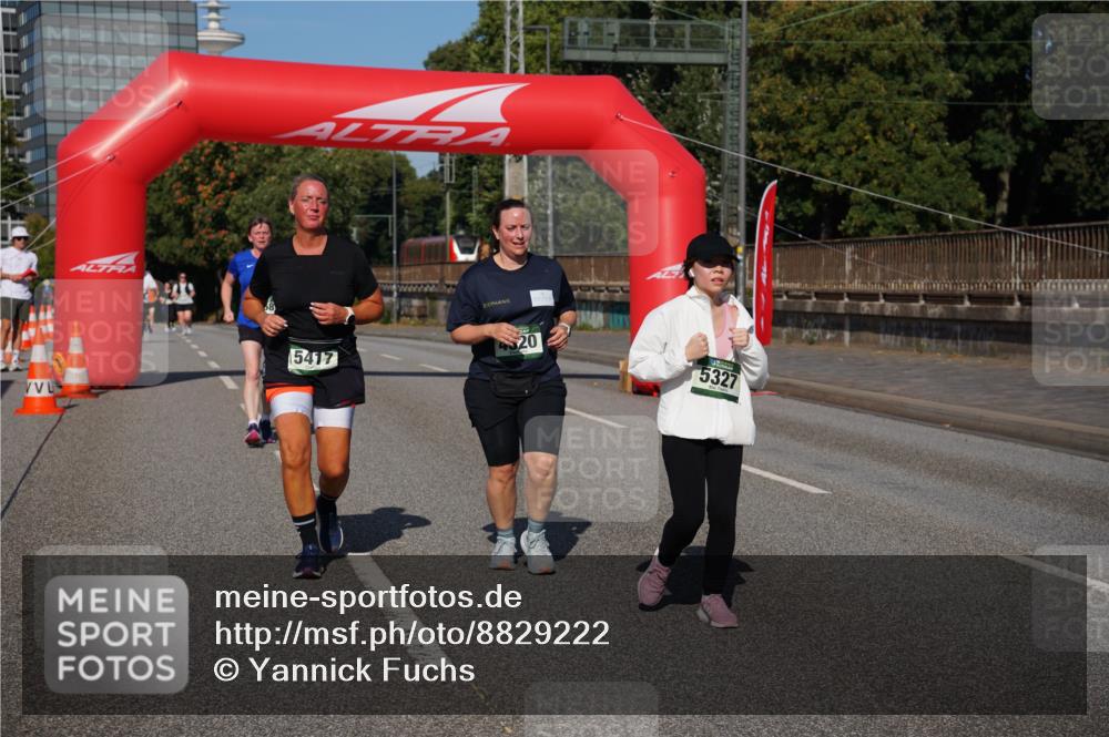 07.09.2025 - BARMER Alsterlauf Yannick Fuchs http://msf.ph/oto/8829222 07.09.2025 10:22:08 Laufen 5417, 4320, 5327 meine-sportfotos.de