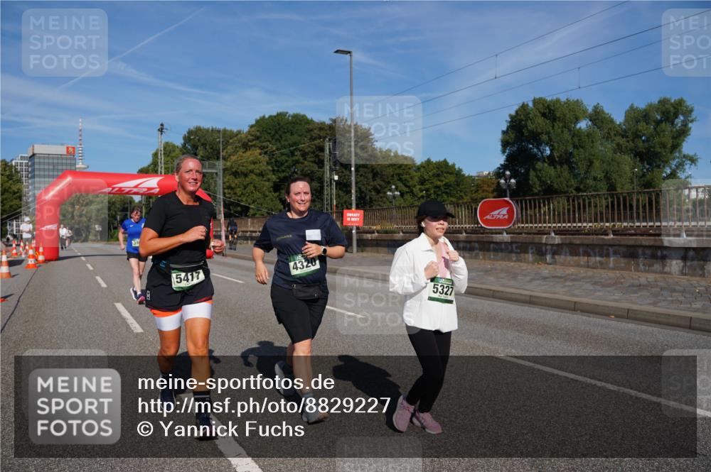 07.09.2025 - BARMER Alsterlauf Yannick Fuchs http://msf.ph/oto/8829227 07.09.2025 10:22:11 Laufen 39, 5417, 4320, 5327 meine-sportfotos.de