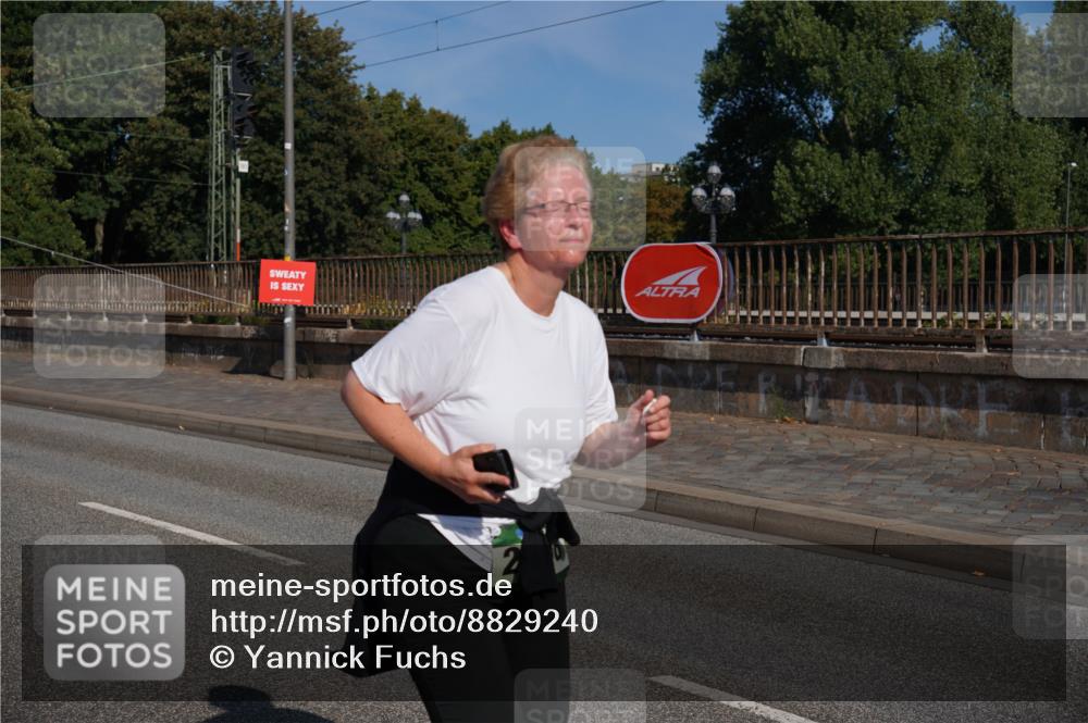 07.09.2025 - BARMER Alsterlauf Yannick Fuchs http://msf.ph/oto/8829240 07.09.2025 10:22:25 Laufen 2 meine-sportfotos.de